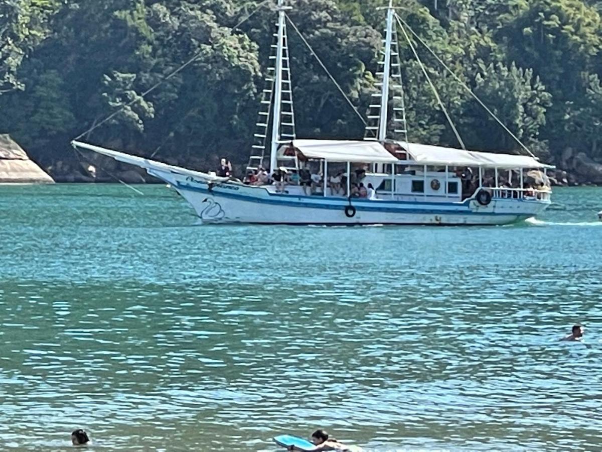 Ubatuba! Sun Way! Piscinas churrasqueira, espaço Sophia! Exterior foto